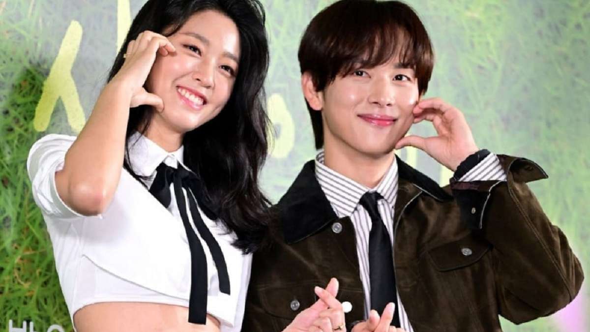 Seolhyun Dan Im Siwan Hadiri Konferensi Pers Untuk Drama Terbaru Summer Strike Viu 1365